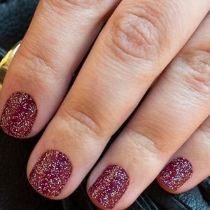 Color Street Black Cherry Bon bon Limited Edition